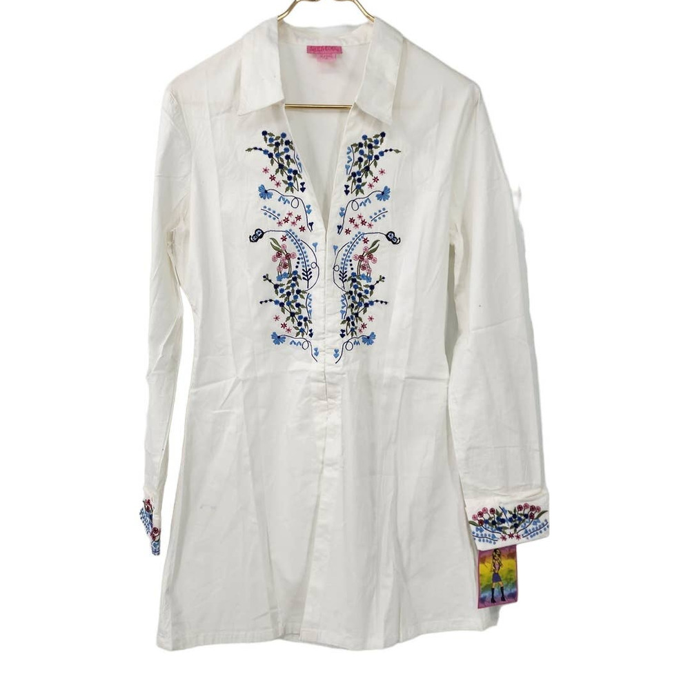 NWT NEW Women's White Long Line Cotton Floral Embroidered Shacket Medium